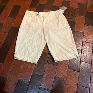 Khakis brand, yellow Bermuda shorts, size 8, petite 12 inch inseam